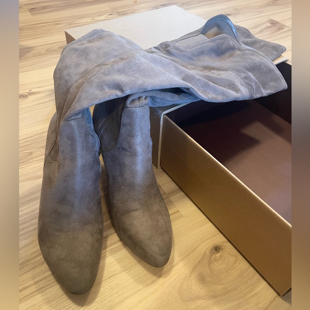 Too small - Picture 2 of 2